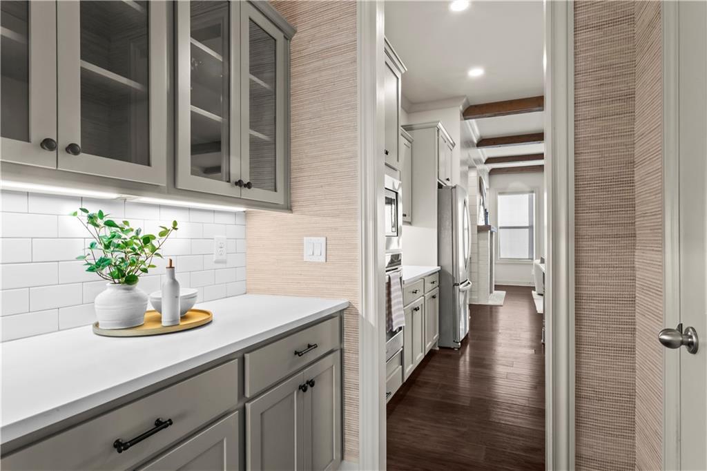 1892 Skyfall Circle NE