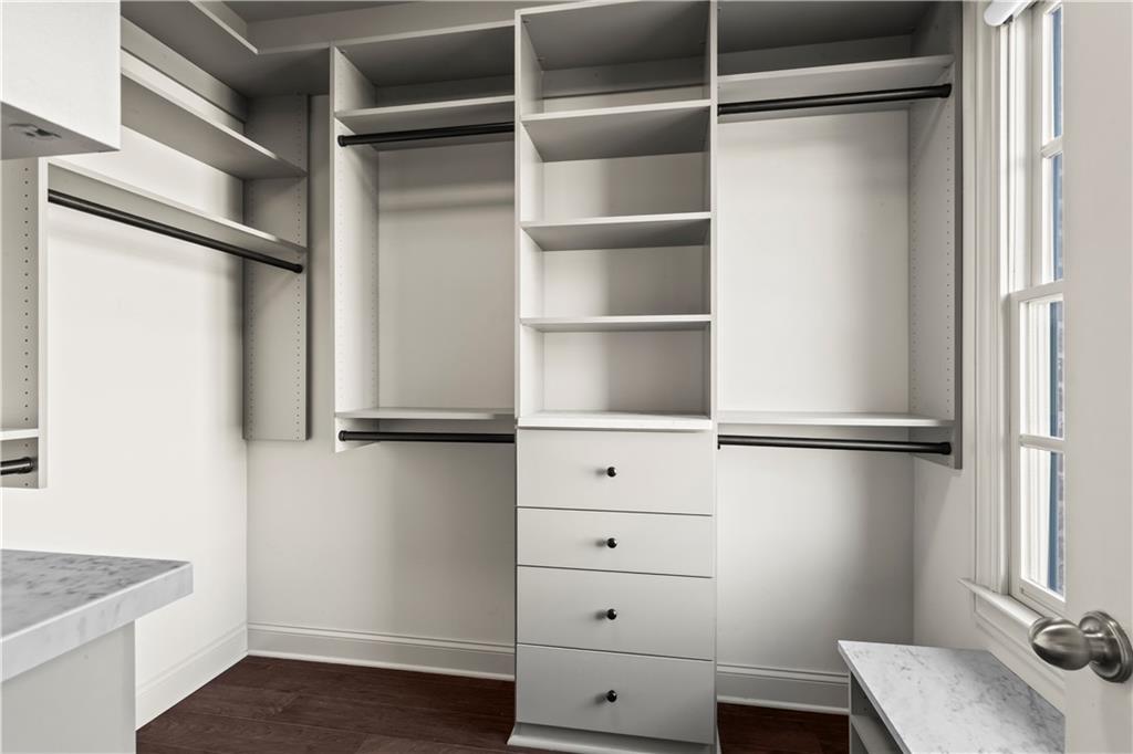 1892 Skyfall Circle NE