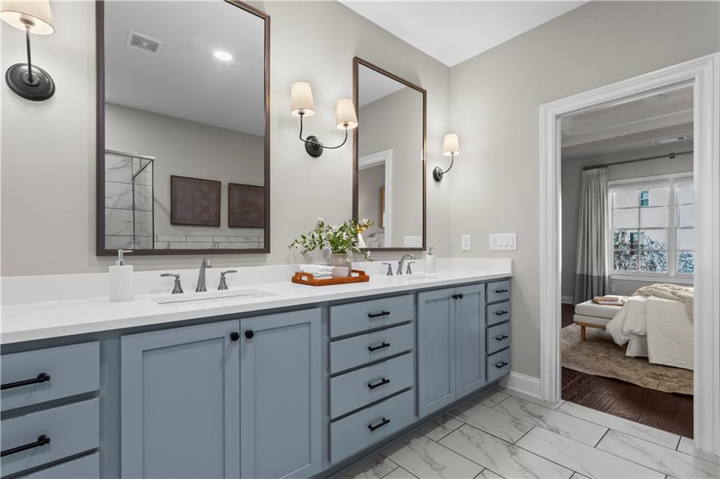 1892 Skyfall Circle NE