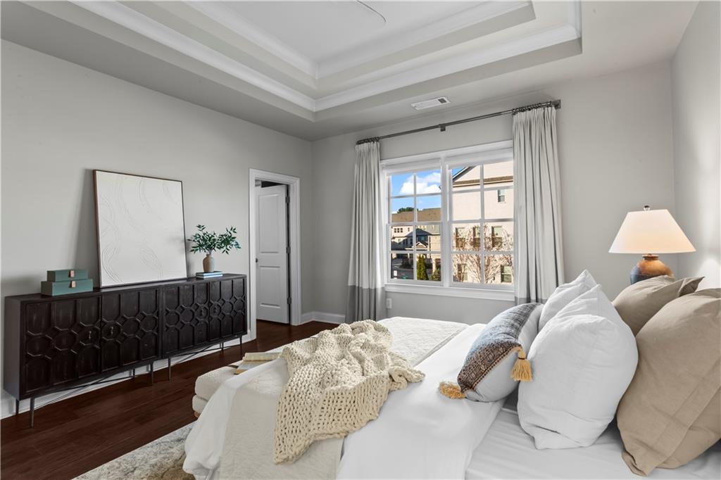 1892 Skyfall Circle NE