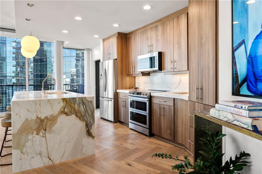 1080 Peachtree Street NE Unit 2503