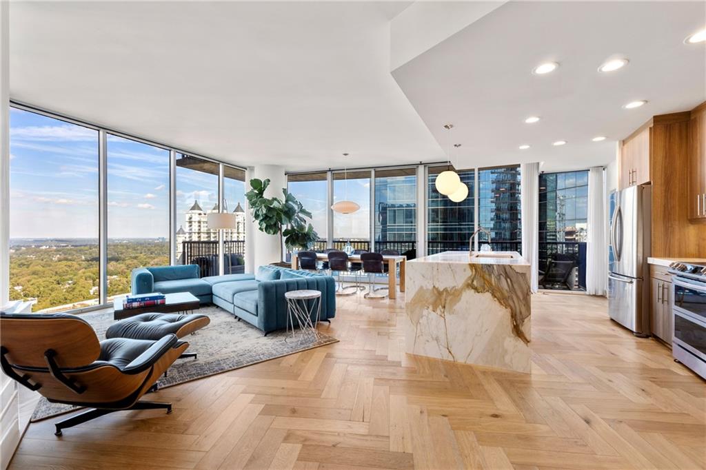 1080 Peachtree Street NE Unit 2503