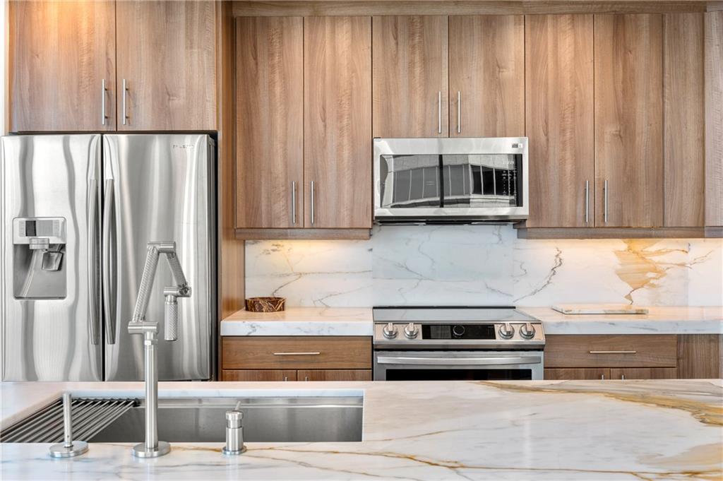 1080 Peachtree Street NE Unit 2503