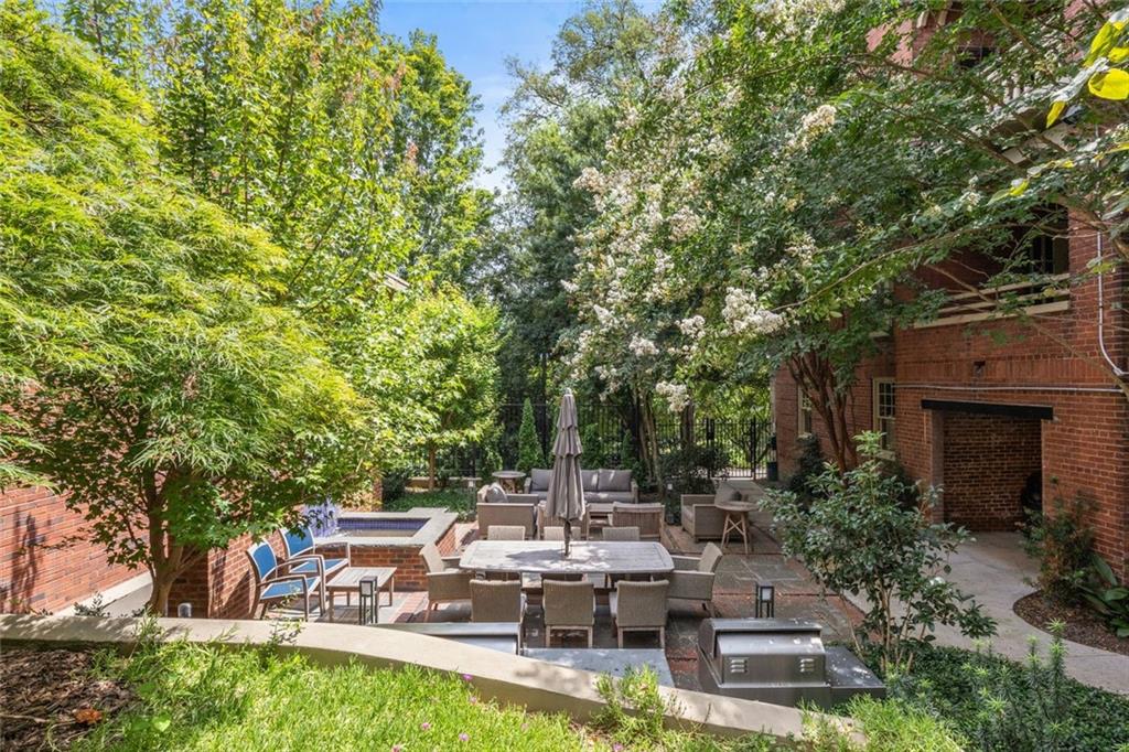 266 11th Street NE Unit 203