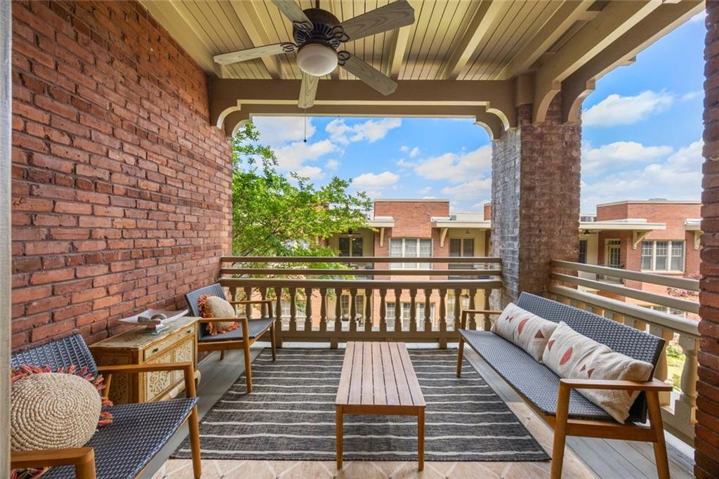 266 11th Street NE Unit 203