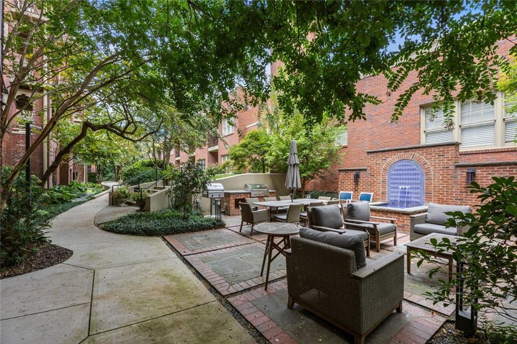 266 11th Street NE Unit 203