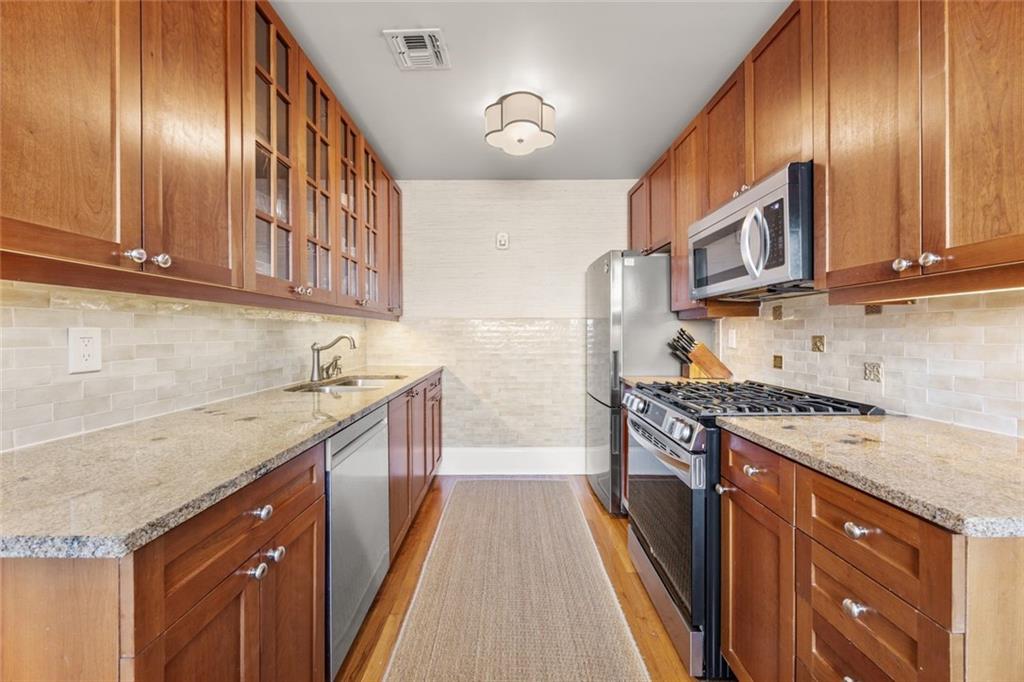 266 11th Street NE Unit 203