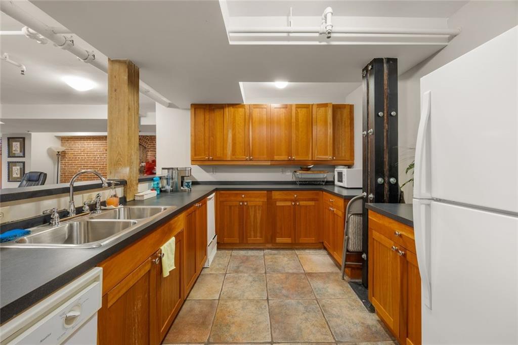 266 11th Street NE Unit 203