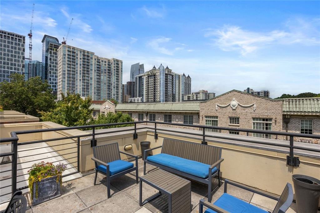 266 11th Street NE Unit 203