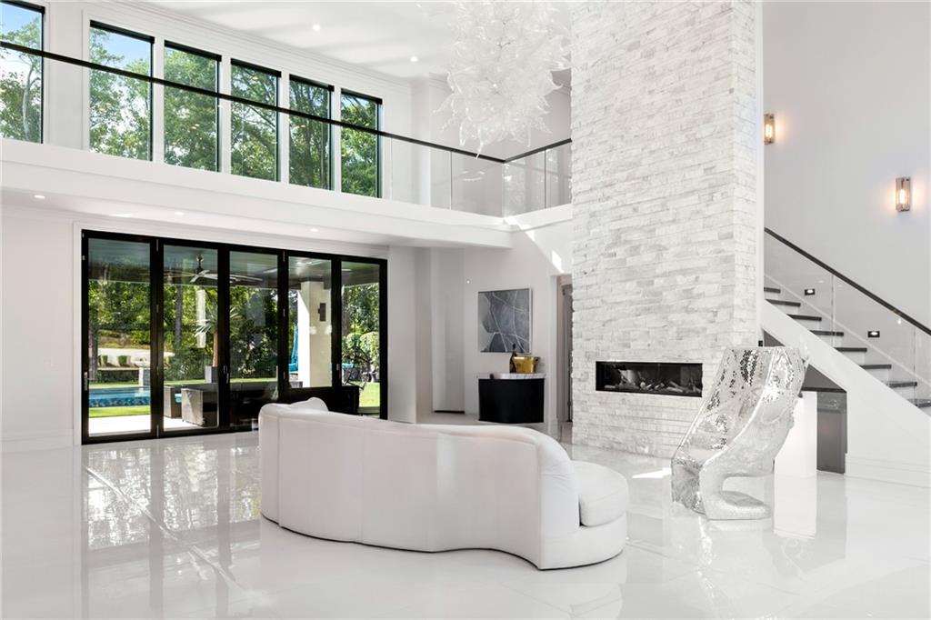 1105 Moores Mill Road NW