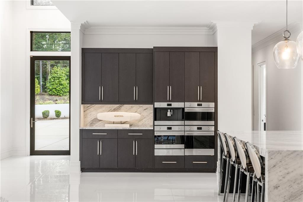 1105 Moores Mill Road NW