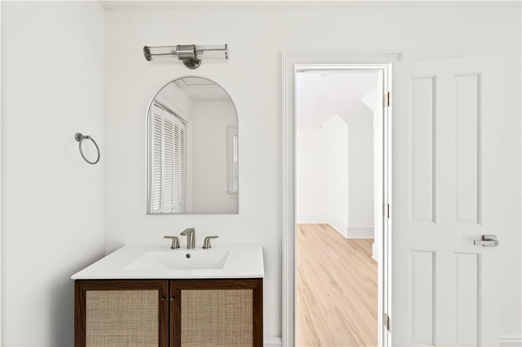 4329 Orchard Valley Drive SE