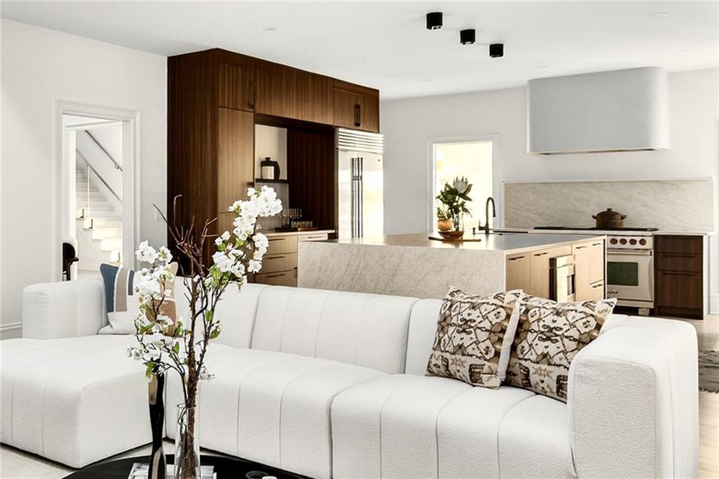 4329 Orchard Valley Drive SE