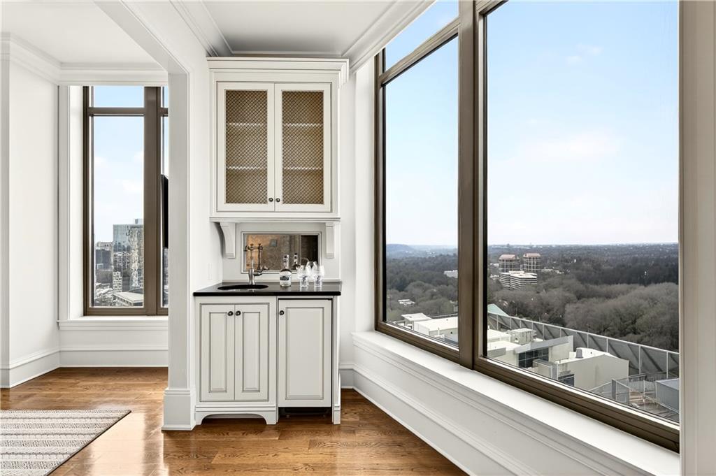 3376 Peachtree Road NE Unit 41A