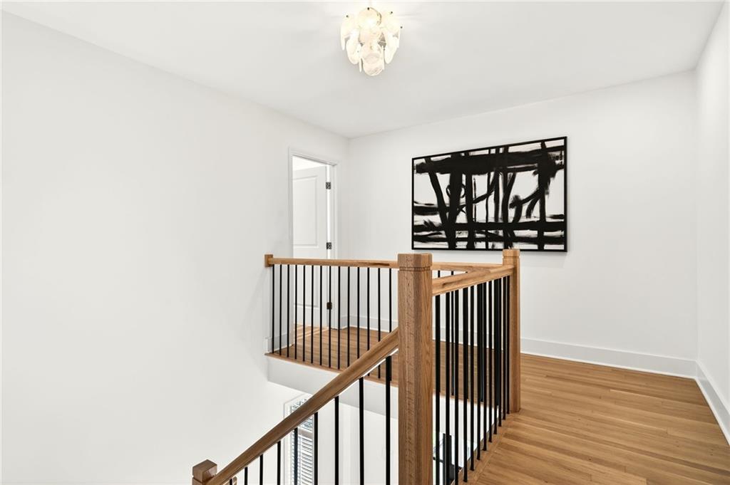 2603 Kings Lake Court NE