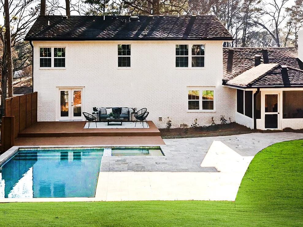 2603 Kings Lake Court NE