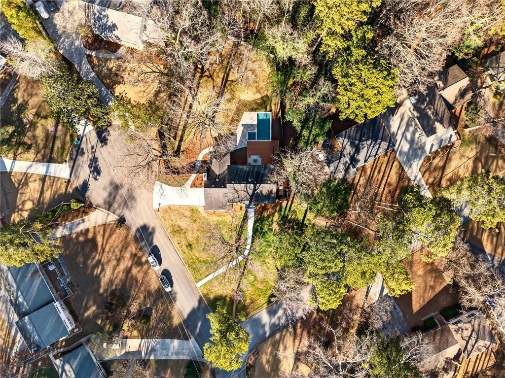 2603 Kings Lake Court NE