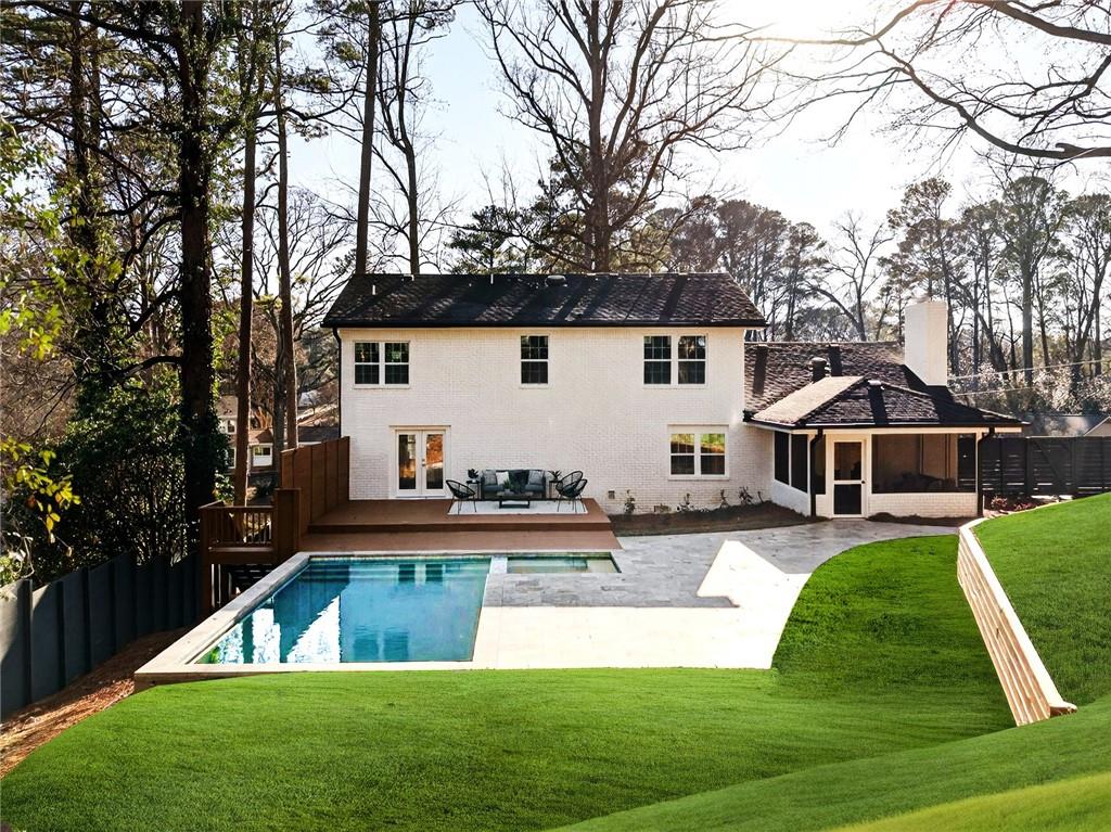 2603 Kings Lake Court NE