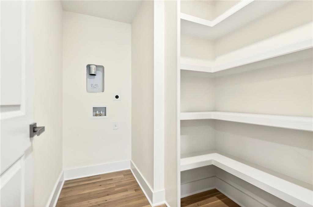 2603 Kings Lake Court NE