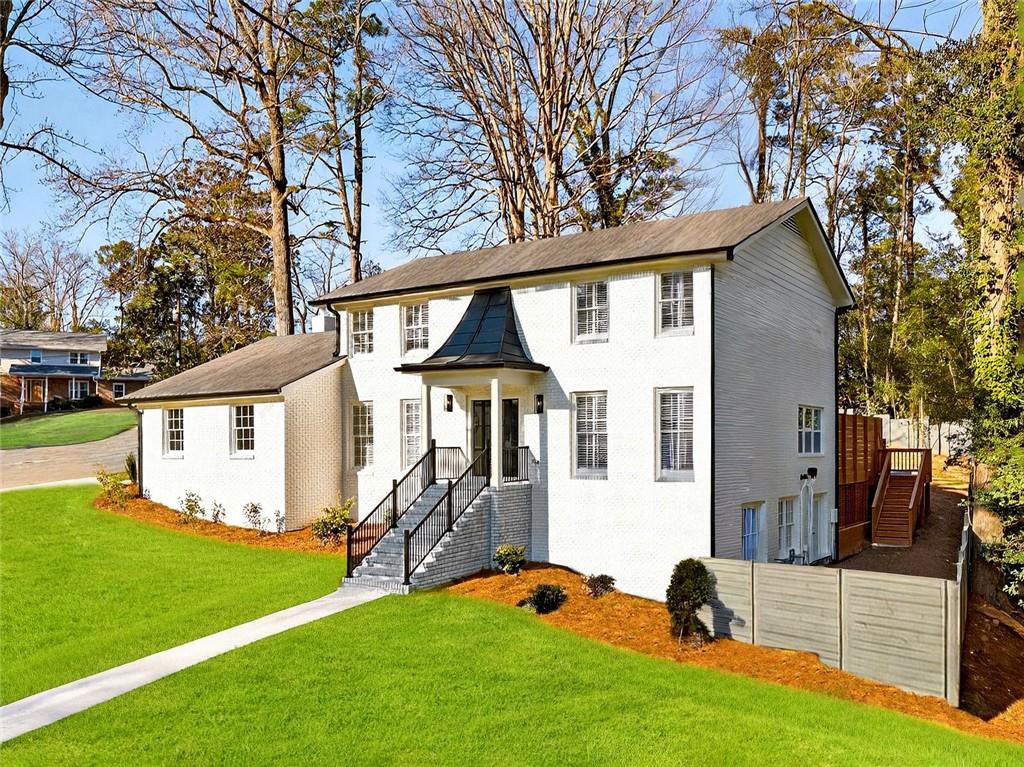 2603 Kings Lake Court NE