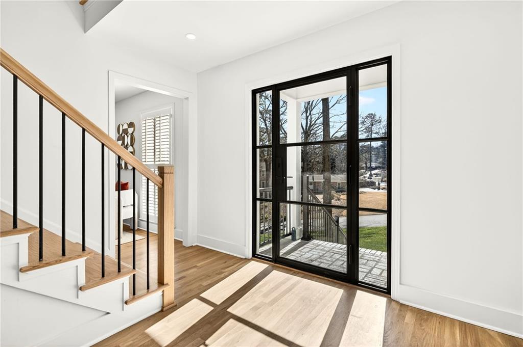 2603 Kings Lake Court NE