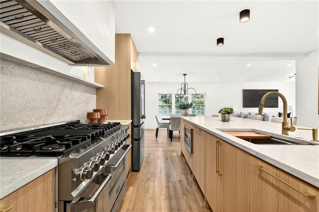 2603 Kings Lake Court NE