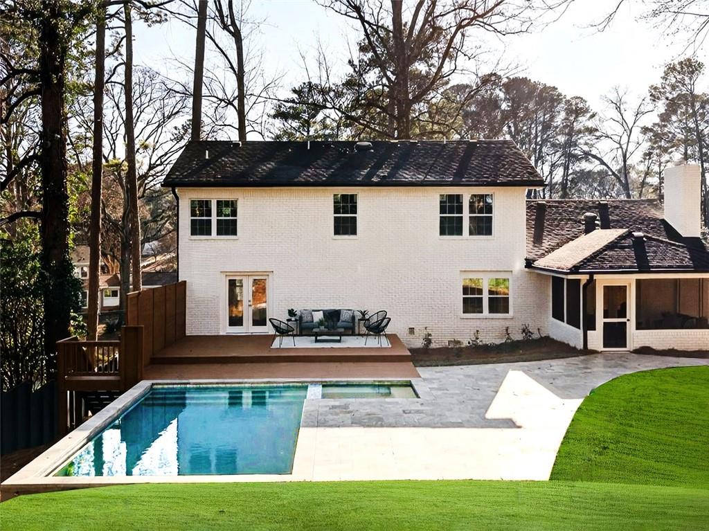 2603 Kings Lake Court NE