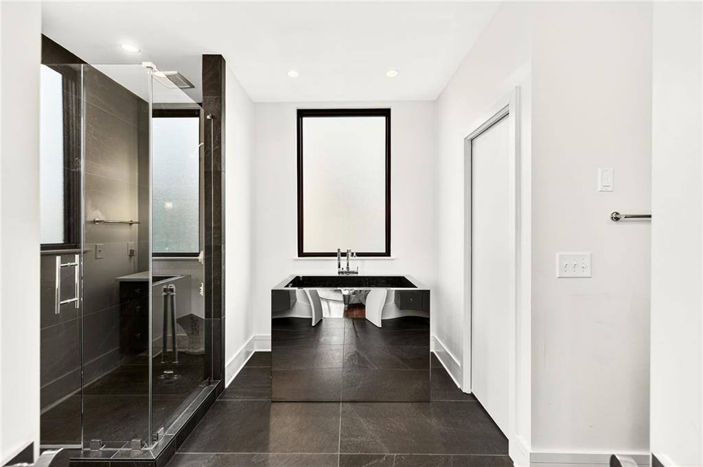 345 Pinecrest Road NE