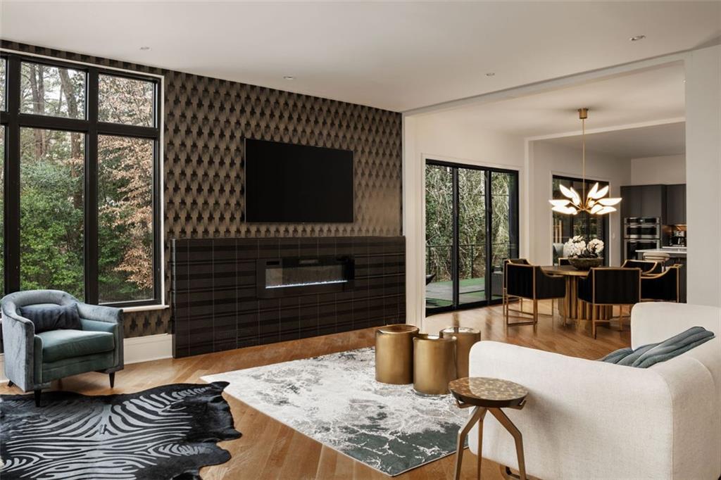 345 Pinecrest Road NE