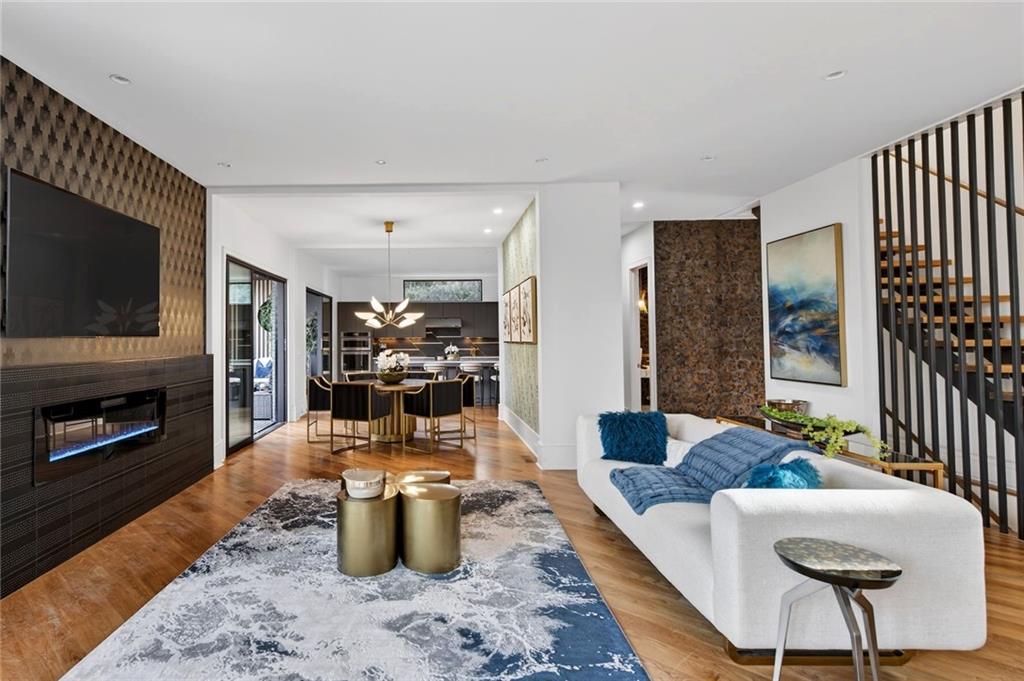 345 Pinecrest Road NE