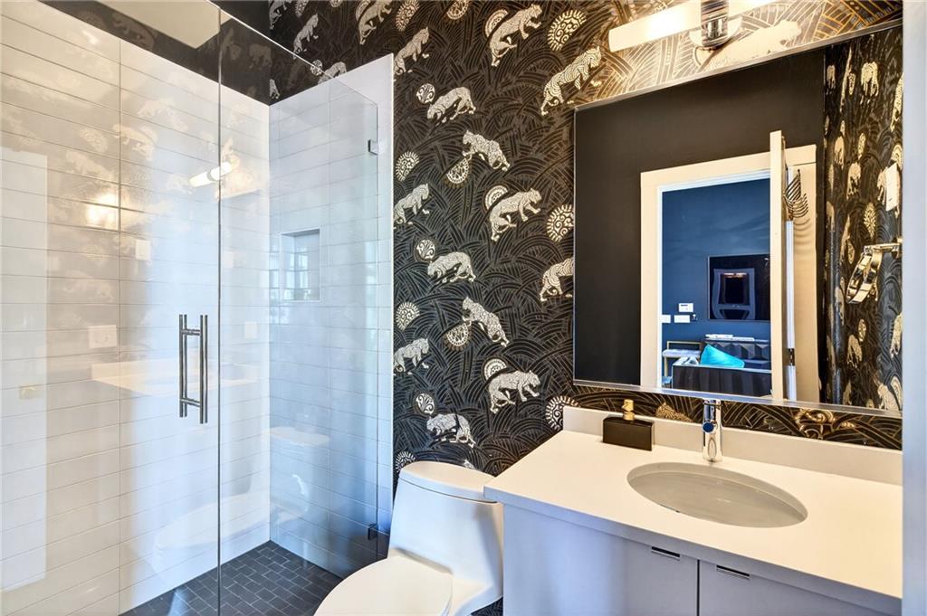 345 Pinecrest Road NE