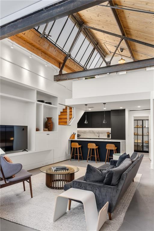 650 Glen Iris Drive NE Unit 7