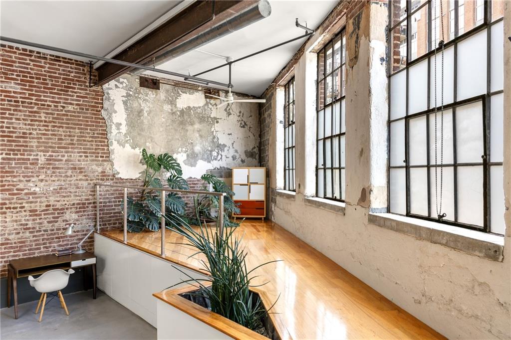 650 Glen Iris Drive NE Unit 7