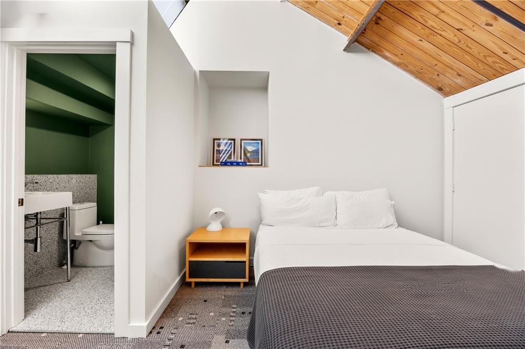 650 Glen Iris Drive NE Unit 7