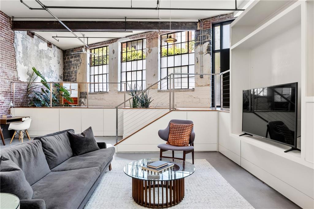 650 Glen Iris Drive NE Unit 7