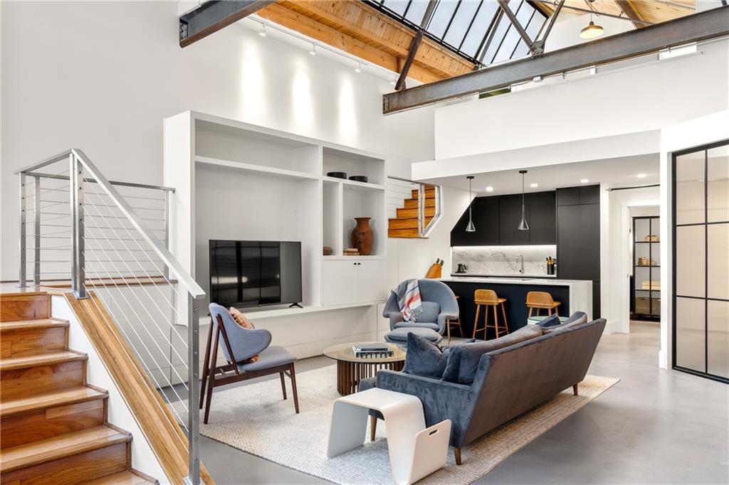 650 Glen Iris Drive NE Unit 7