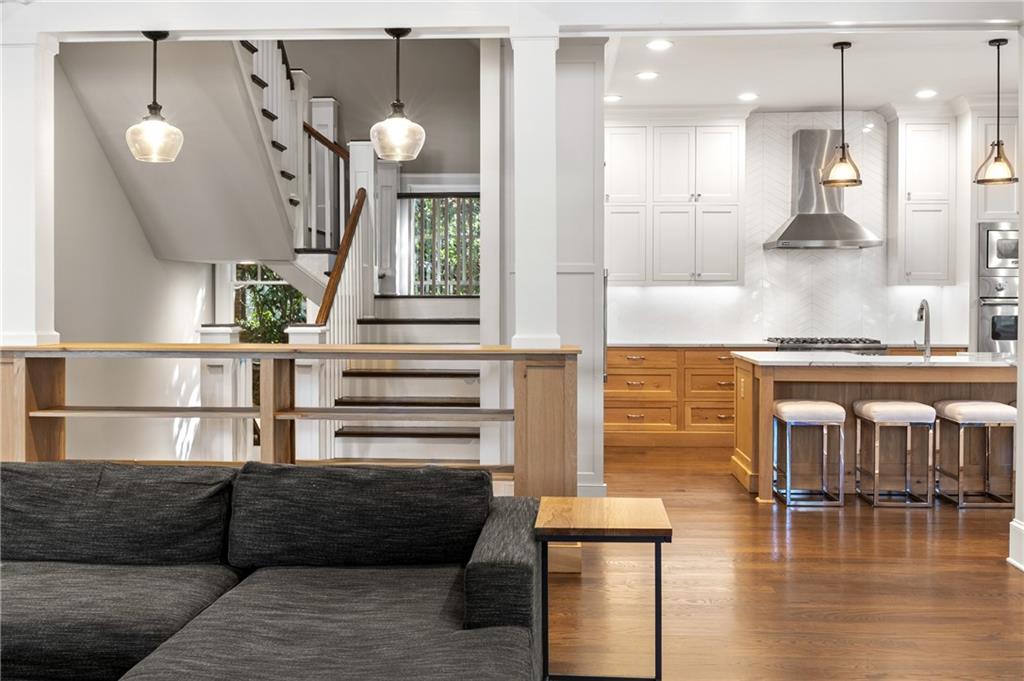 1890 Ridgewood Drive NE