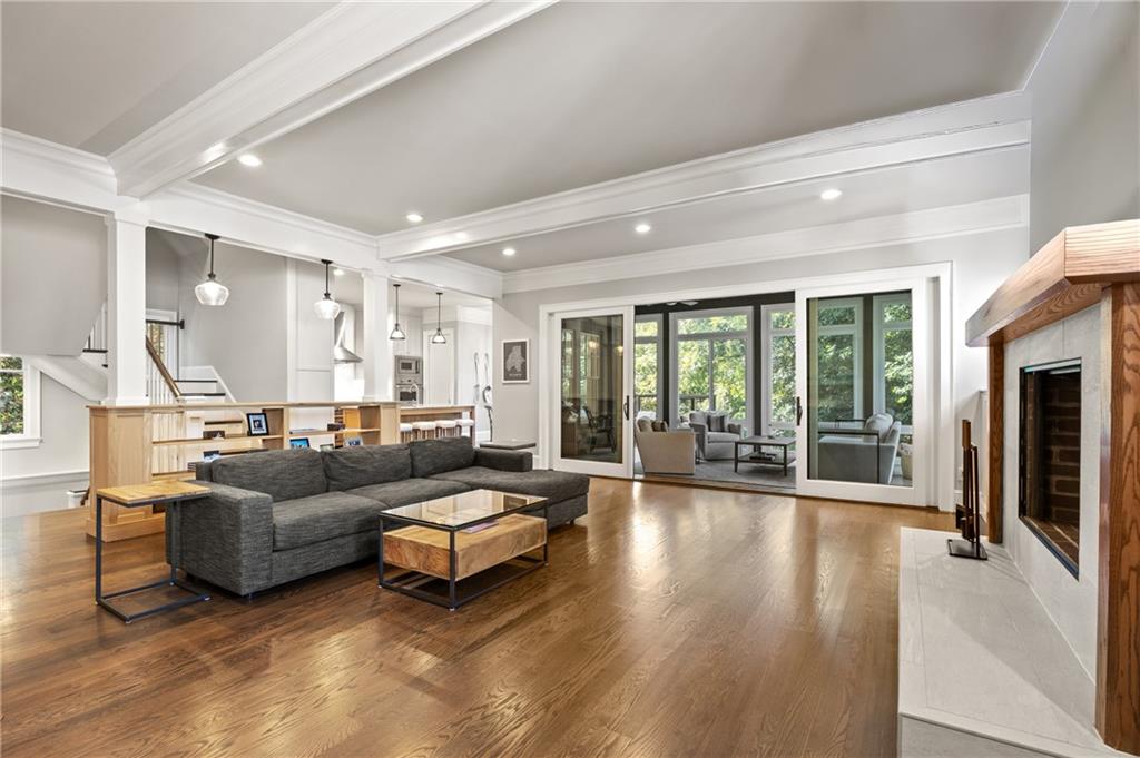 1890 Ridgewood Drive NE