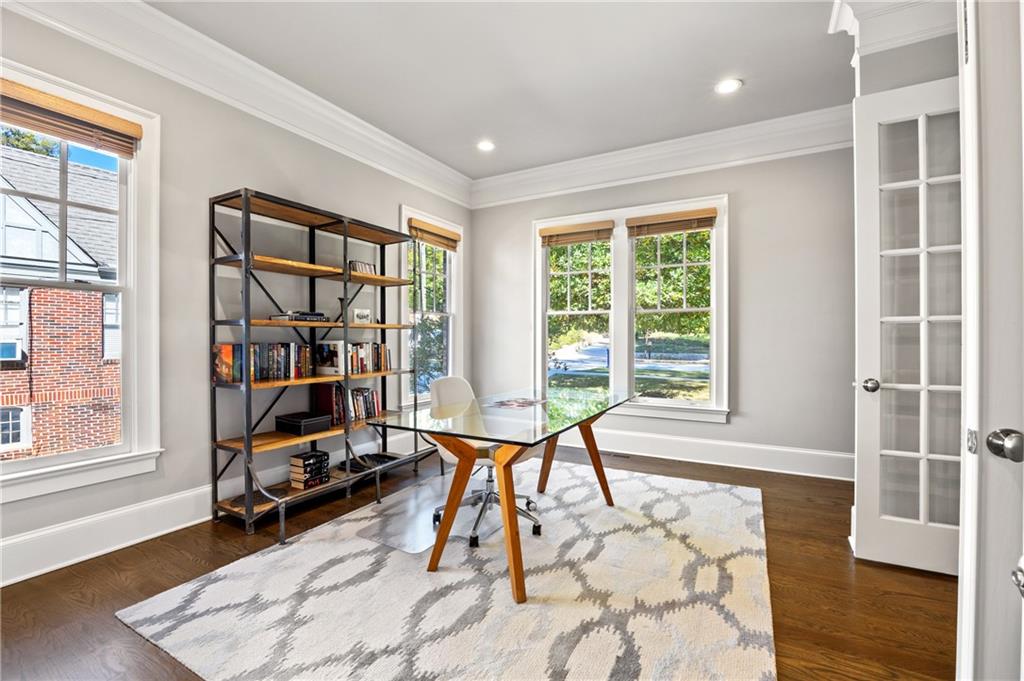 1890 Ridgewood Drive NE