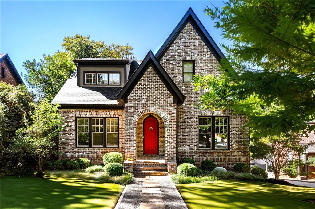 1890 Ridgewood Drive NE