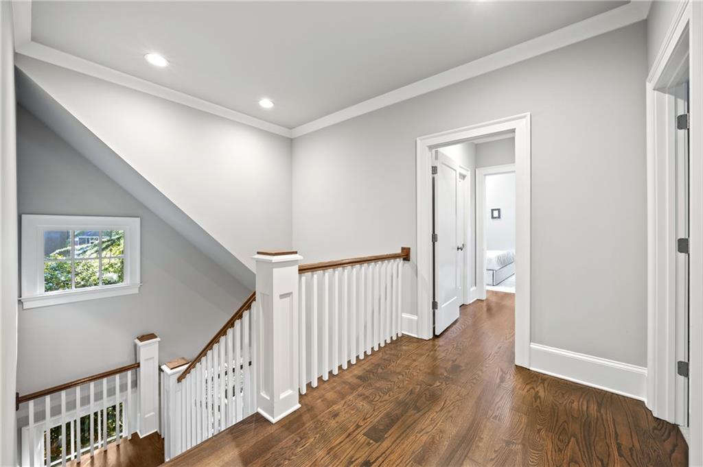 1890 Ridgewood Drive NE