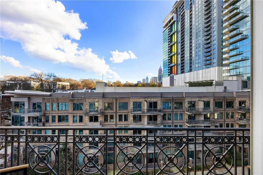 206 11th Street NE Unit 604