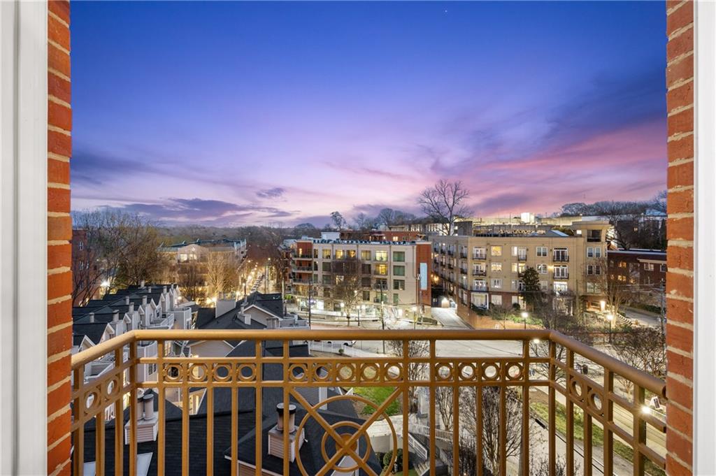 206 11th Street NE Unit 604