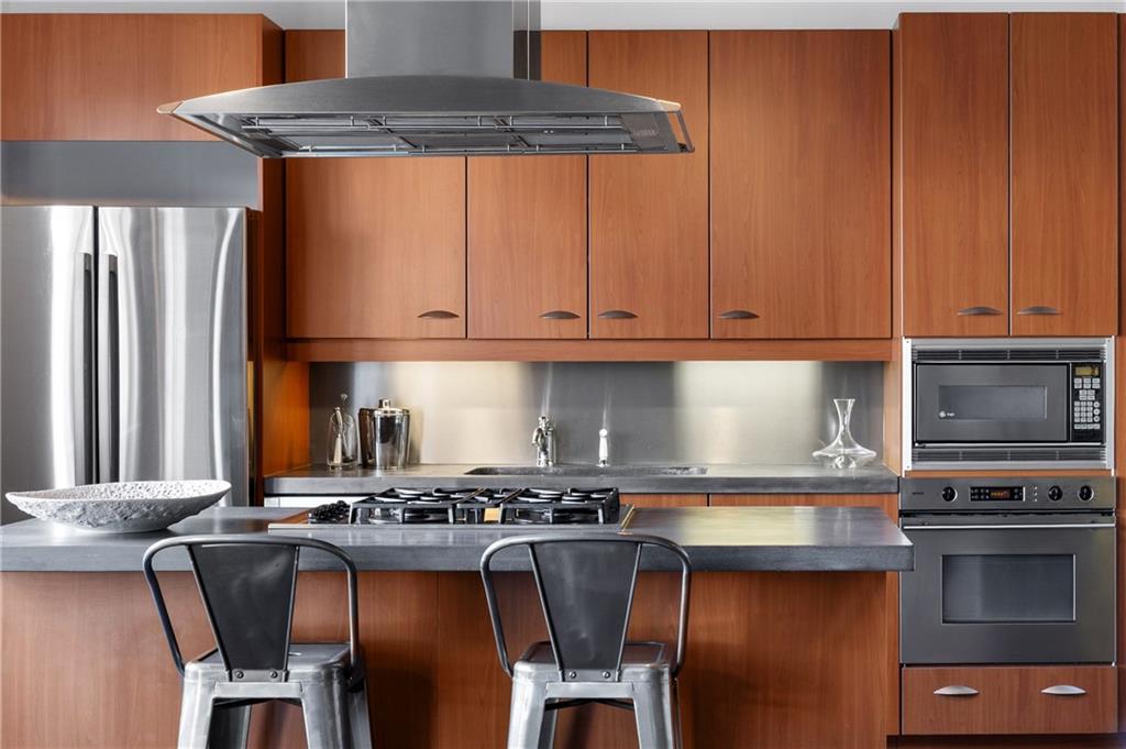 206 11th Street NE Unit 604