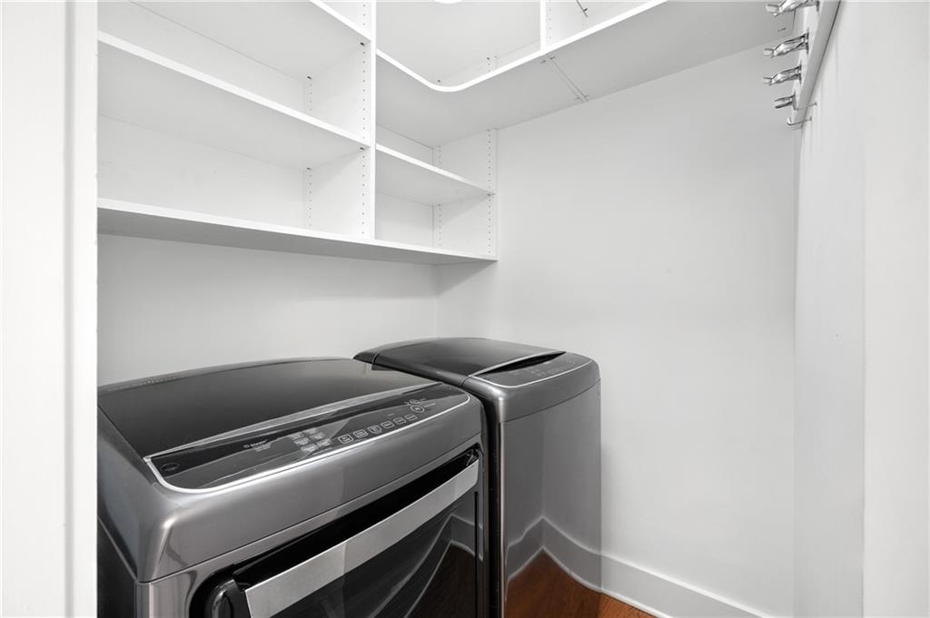 206 11th Street NE #604