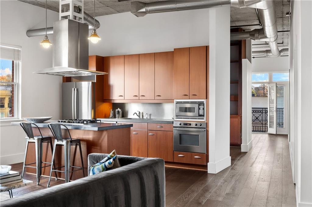 206 11th Street NE Unit 604