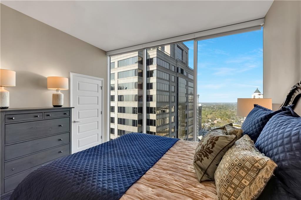 1080 Peachtree Street NE Unit 2702