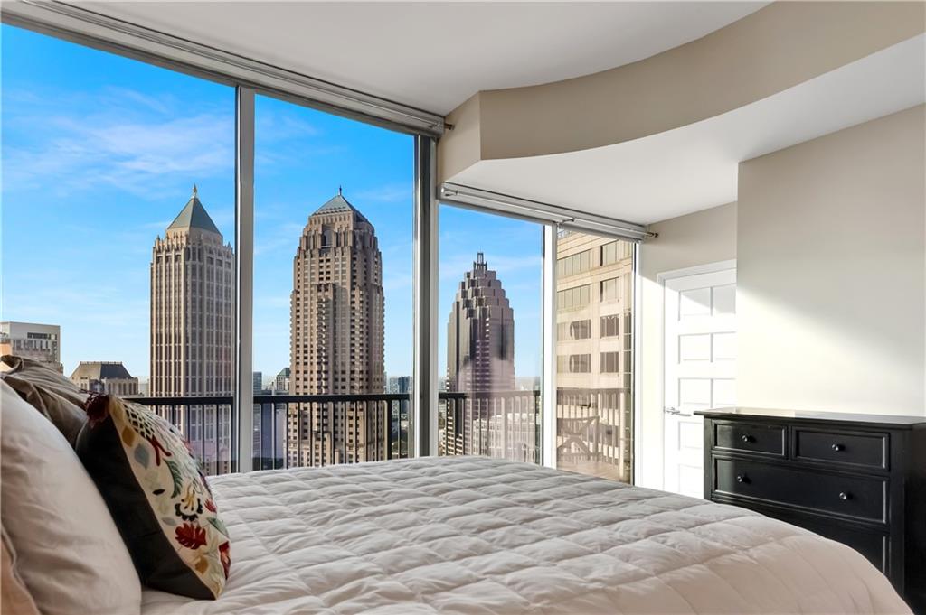 1080 Peachtree Street NE Unit 2702