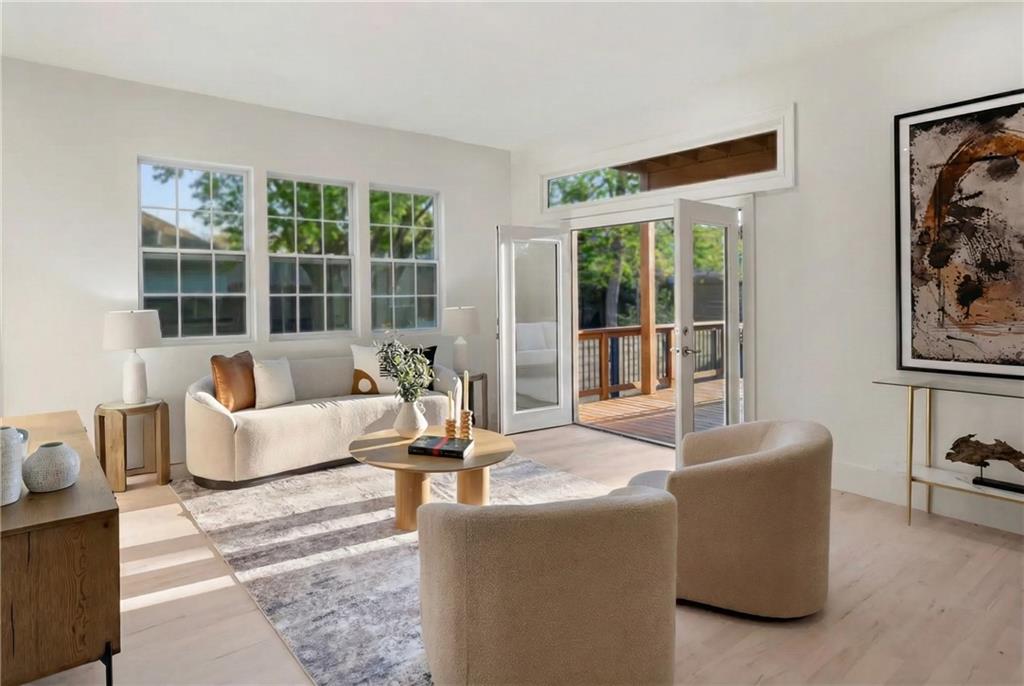 873 Monroe Circle NE