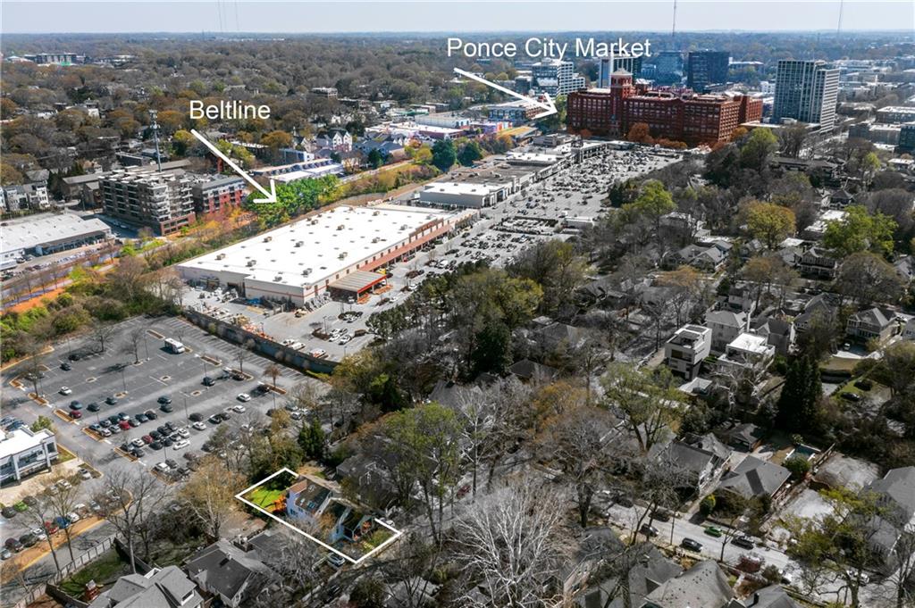 873 Monroe Circle NE